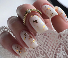 Load image into Gallery viewer, Loona Top Coat - Gold Flakes No Wipe 15mL